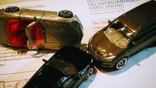Foto zum Facebook-Beitrag von CARCHECK Berlin: Post a review to our profile on Google